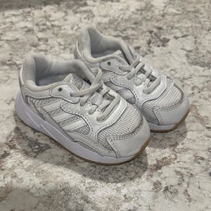 Adidas toddler White Sneakers